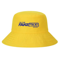 bob-jaune-avec-écrit-fake-taxi